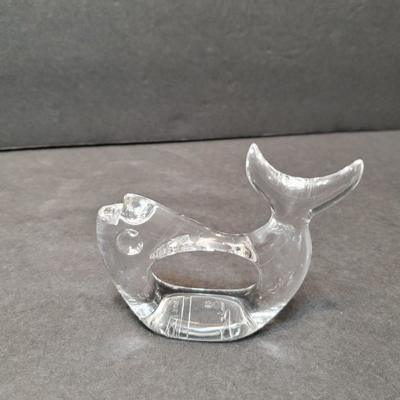 Vintage Bijan Lucite Napkin Rings, Set of 4, 1980 Clear Acrylic Fish Whale Beach - Picture 3 of 5